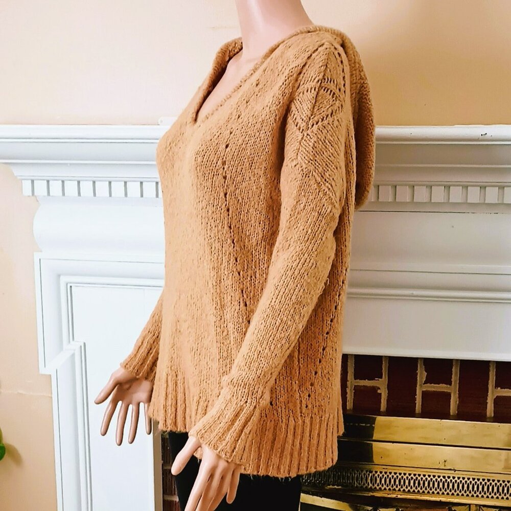 American Eagle Women's Hooded Sweater XS Tan Oversized V-Neck Jegging Fit